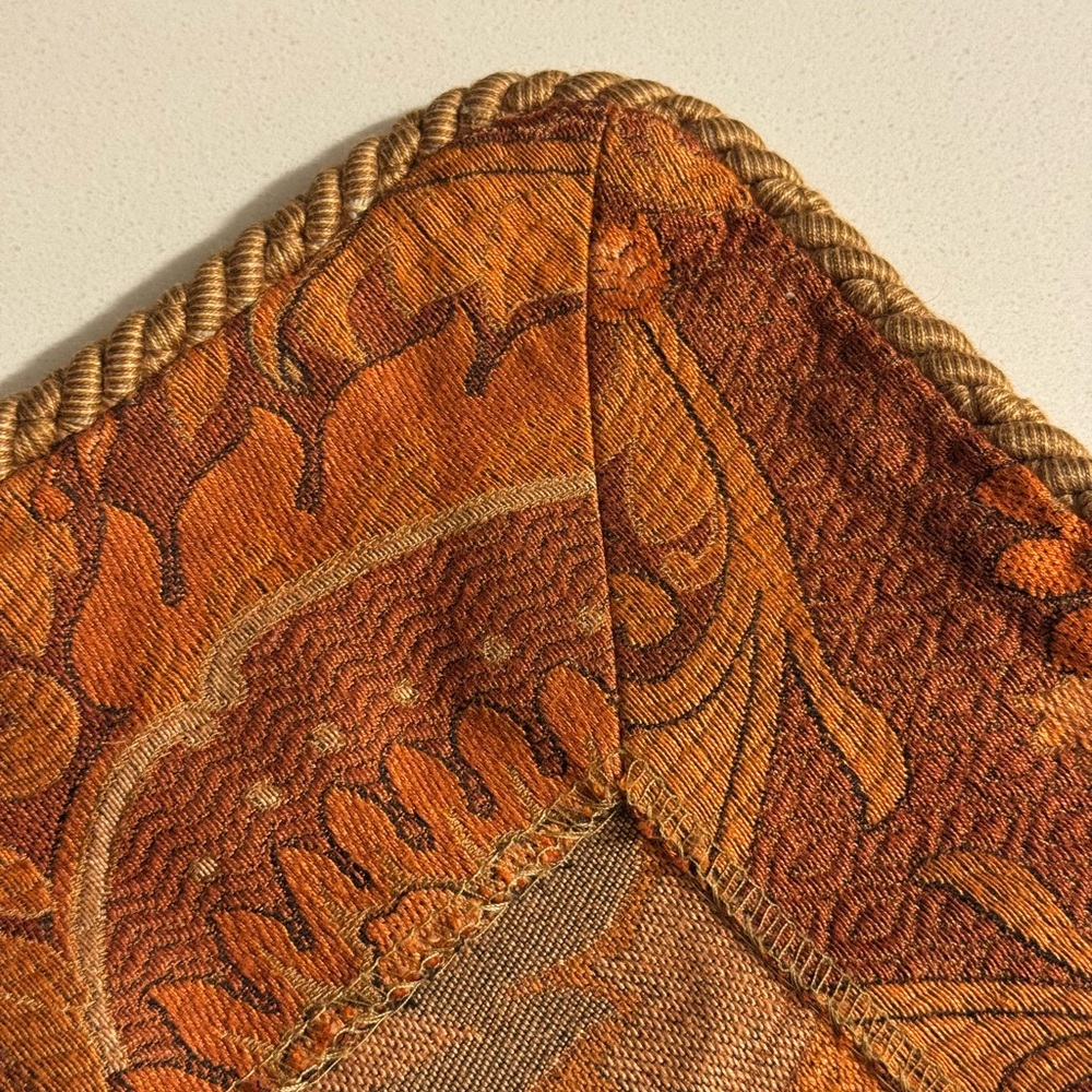 Elegant Paisley Comforter in Rich Brown - Picture 6 of 9